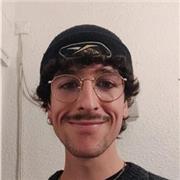 Tuteur et facilitateur pour l'aide aux devoirs ou pour des cours particuliers fondés sur l'échange